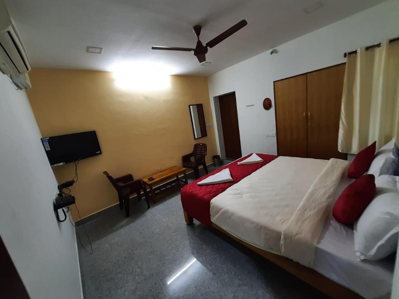 French Park Inn Pondicherry Exterior foto